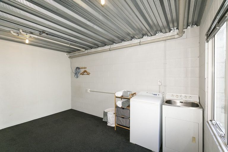 Photo of property in 39 Little George Street, Thorndon, Wellington, 6011