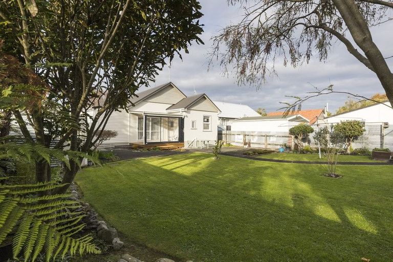 Photo of property in 11 Joseph Street, West End, Palmerston North, 4412