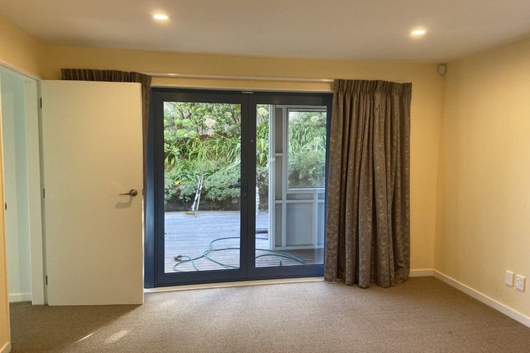 Photo of property in 39 Moa Point Road, Moa Point, Wellington, 6022