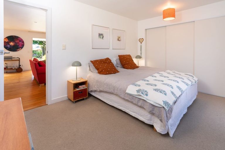 Photo of property in 23 Rangihiroa Street, Waikanae Beach, Waikanae, 5036