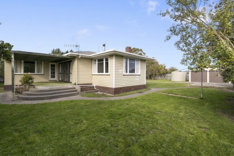 Photo of property in 8 Palmerston Street, Awahuri, Palmerston North, 4476