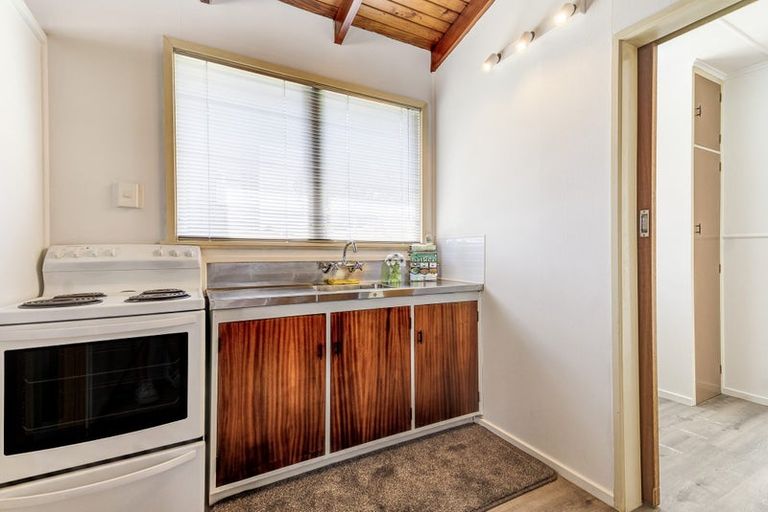 Photo of property in 16a Walter Street, Fairfield, Hamilton, 3214