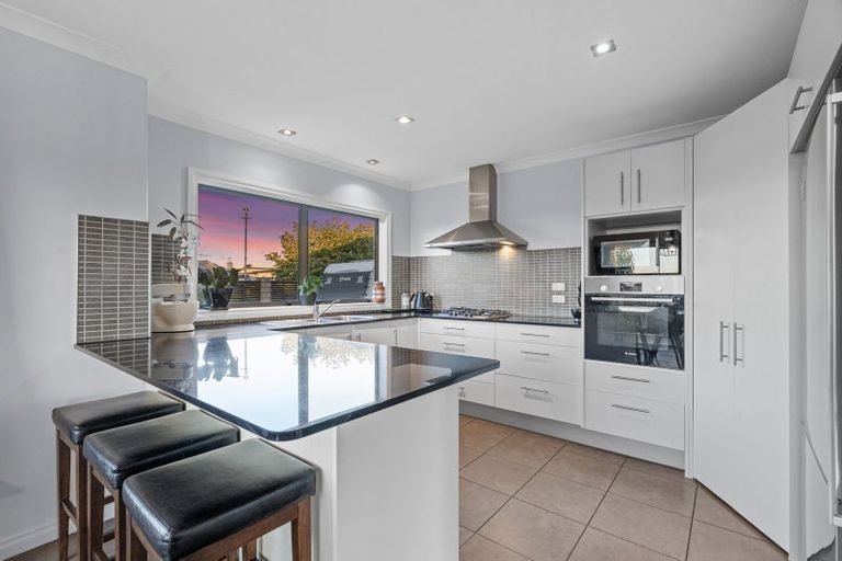 Photo of property in 33 Woodleigh Place, Ohauiti, Tauranga, 3112