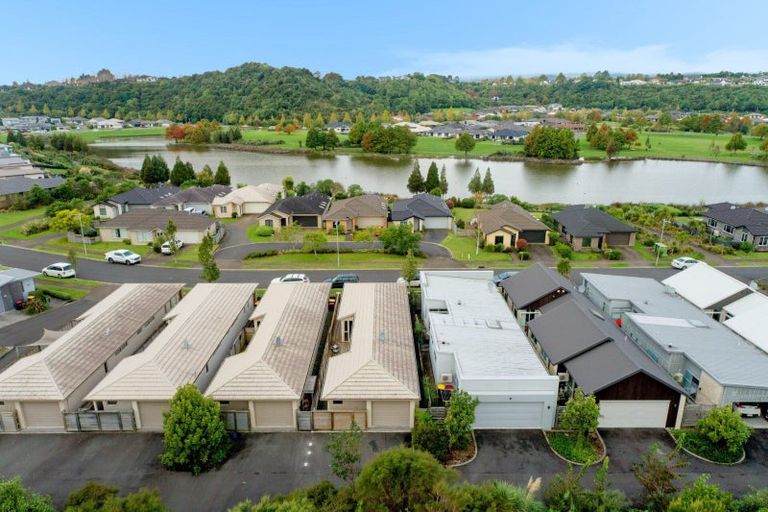 Photo of property in 24 Scoria Close, Pyes Pa, Tauranga, 3112