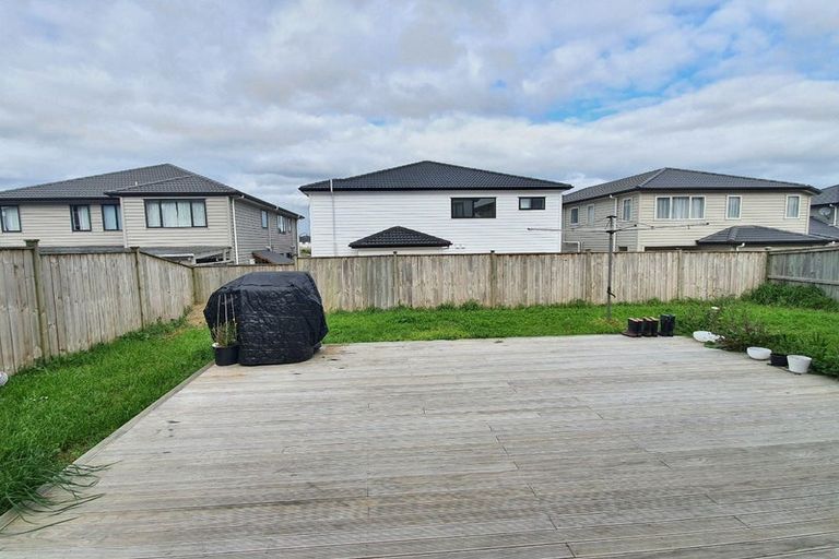 Photo of property in 57 Donegal Park Drive, Flat Bush, Auckland, 2019