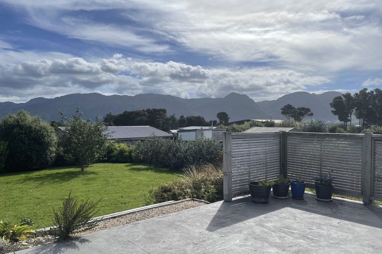 Photo of property in 4 Mcdonald Place, Collingwood, 7073