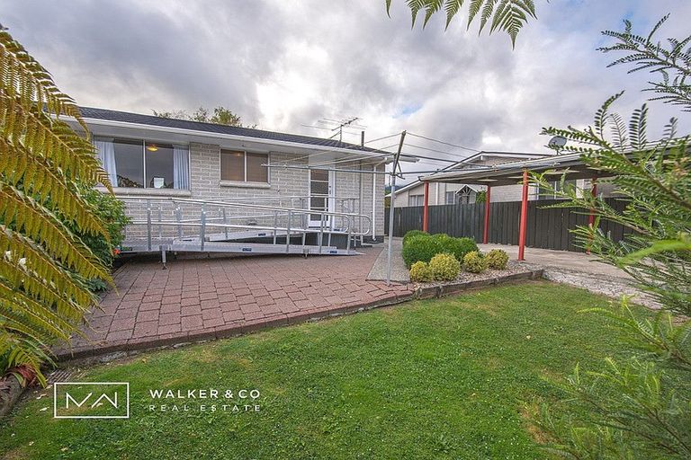 Photo of property in 5 Flavia Grove, Clouston Park, Upper Hutt, 5018