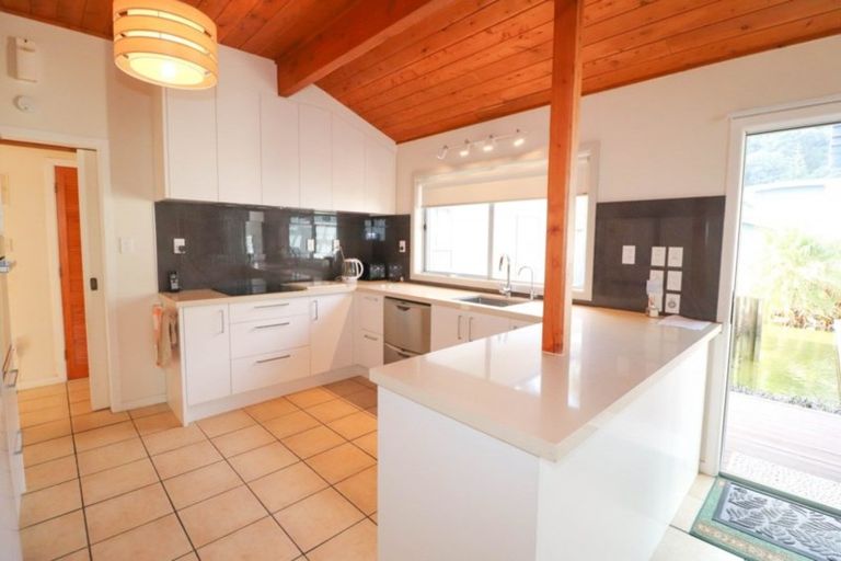 Photo of property in 13 Sarjants Road, Te Puru, Thames, 3575