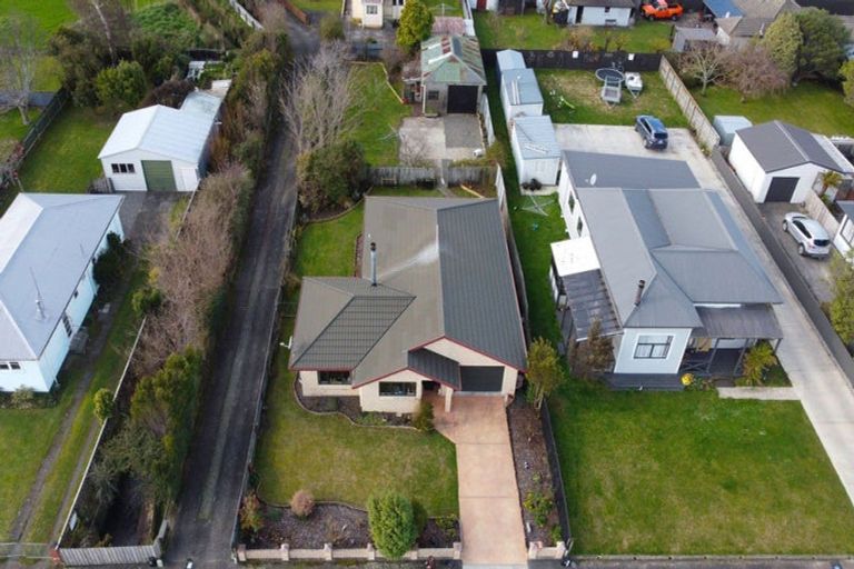 Photo of property in 45 Barraud Street, Dannevirke, 4930