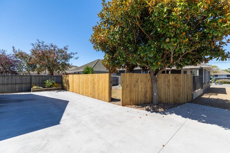 Photo of property in 98 Willryan Avenue, New Brighton, Christchurch, 8083