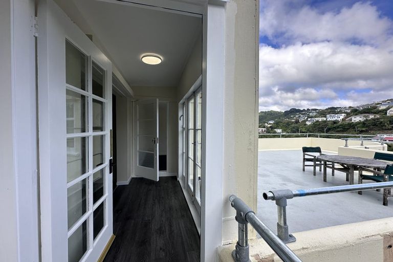 Photo of property in 3/20 Saint Michaels Crescent, Kelburn, Wellington, 6012