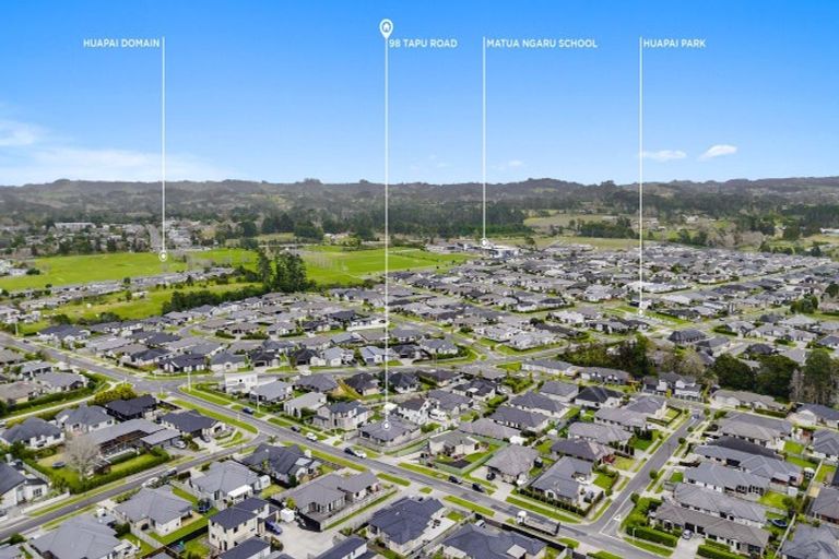 Photo of property in 98 Tapu Road, Huapai, Kumeu, 0810