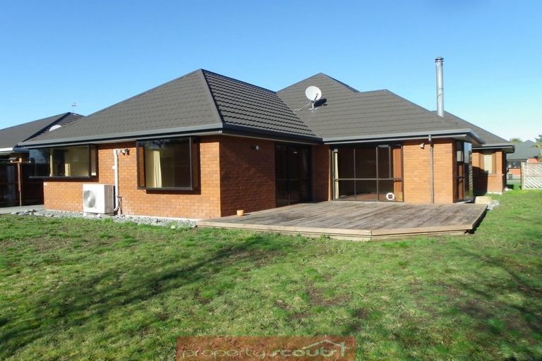 Photo of property in 49 Broadhaven Avenue, Parklands, Christchurch, 8083