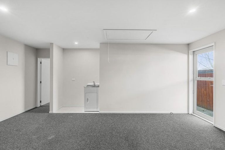 Photo of property in 14a Earnslaw Crescent, Bryndwr, Christchurch, 8053