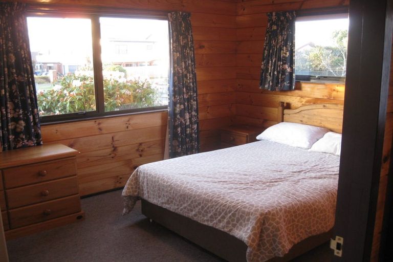 Photo of property in 5 Logan Avenue, Wharewaka, Taupo, 3330