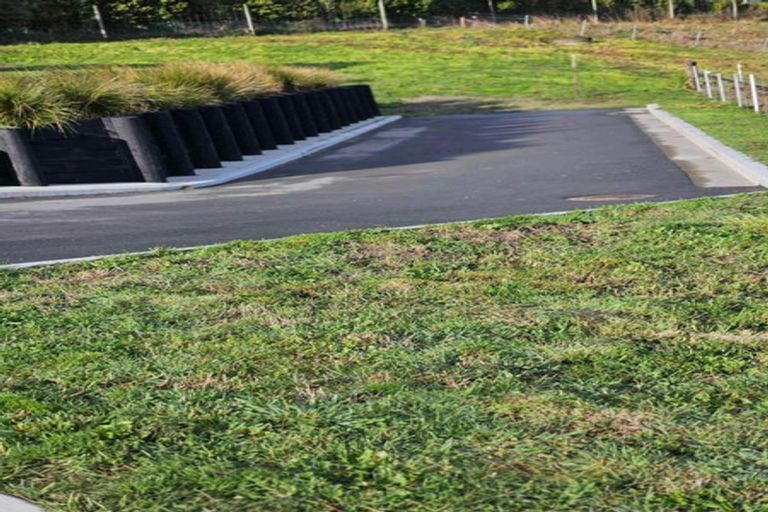 Photo of property in 3 Eaglesfield Close, Westmorland, Christchurch, 8025