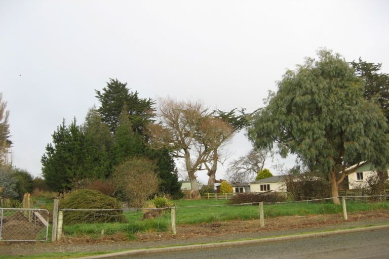 Photo of property in 44 Flemington Road, Woodlands, Invercargill, 9871