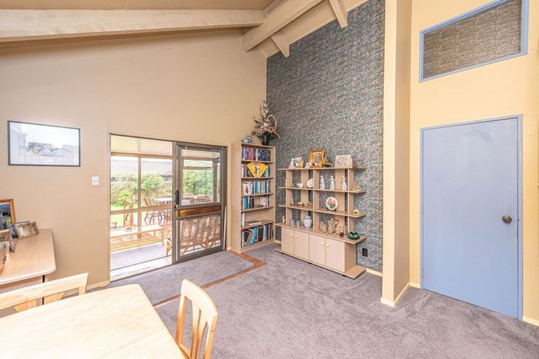 Photo of property in 24 Parkdale Drive, Aramoho, Whanganui, 4500