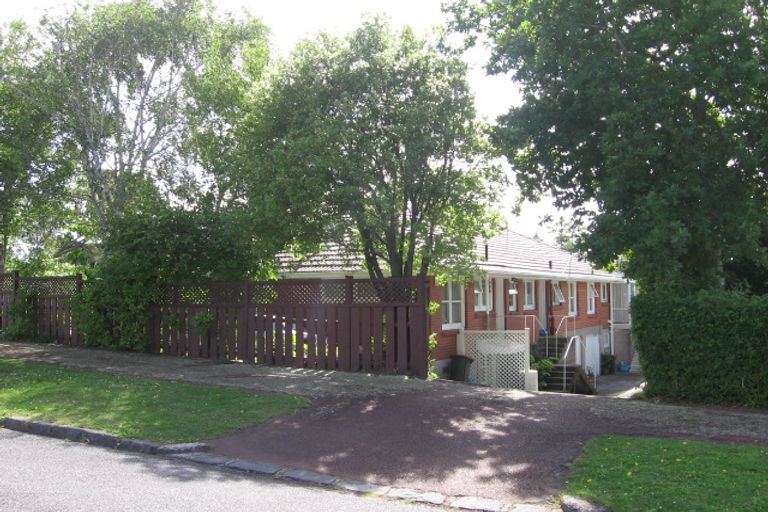 Photo of property in 5 Bloomfield Place, Epsom, Auckland, 1023