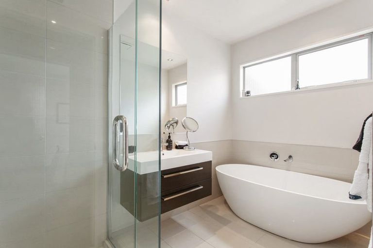 Photo of property in 70 Paparoa Street, Papanui, Christchurch, 8053