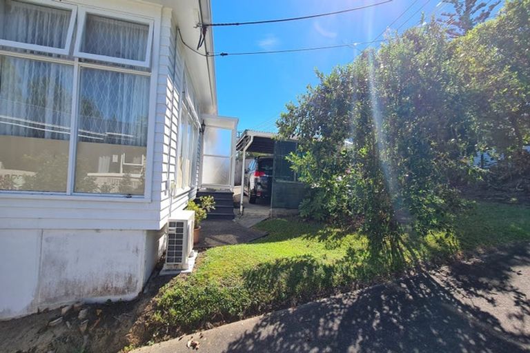 Photo of property in 1/23 William Souter Street, Forrest Hill, Auckland, 0620