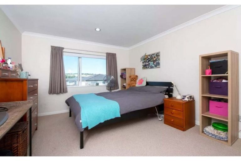 Photo of property in 24 Castlederg Drive, Flat Bush, Auckland, 2019
