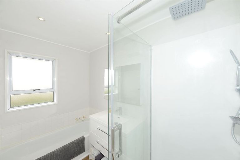 Photo of property in 74 Maidstone Road, Ilam, Christchurch, 8041