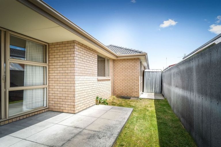 Photo of property in 2/21 Hei Hei Road, Hei Hei, Christchurch, 8042
