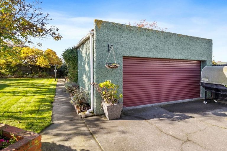 Photo of property in 53 Avenue Road, West End, Timaru, 7910
