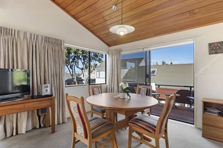 Photo of property in 3/11 Faulkner Road, Northcote Point, Auckland, 0627