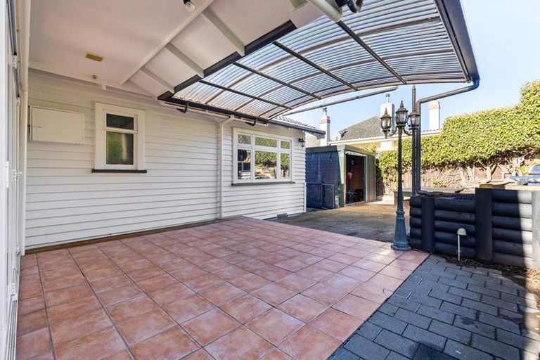 Photo of property in 28 Ranfurly Road, Feilding, 4702