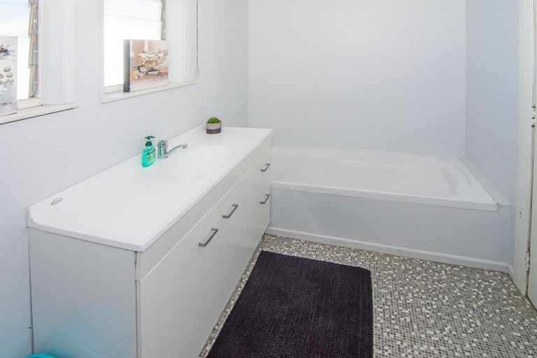 Photo of property in 159 High Street, Solway, Masterton, 5810