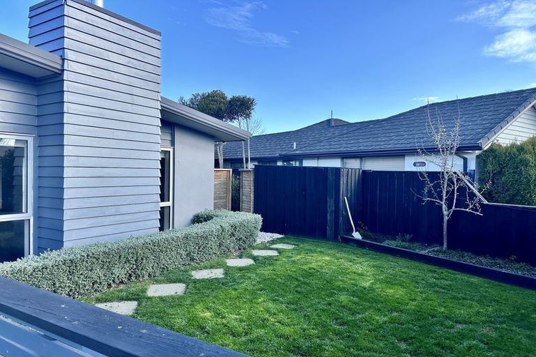 Photo of property in 124 Pegasus Boulevard, Pegasus, 7612