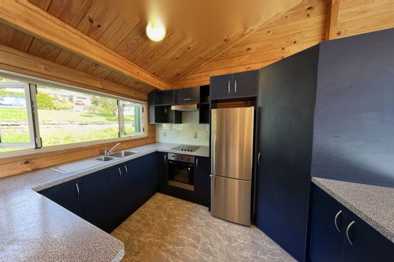 Photo of property in 82 Huia Street, Waikanae, 5036