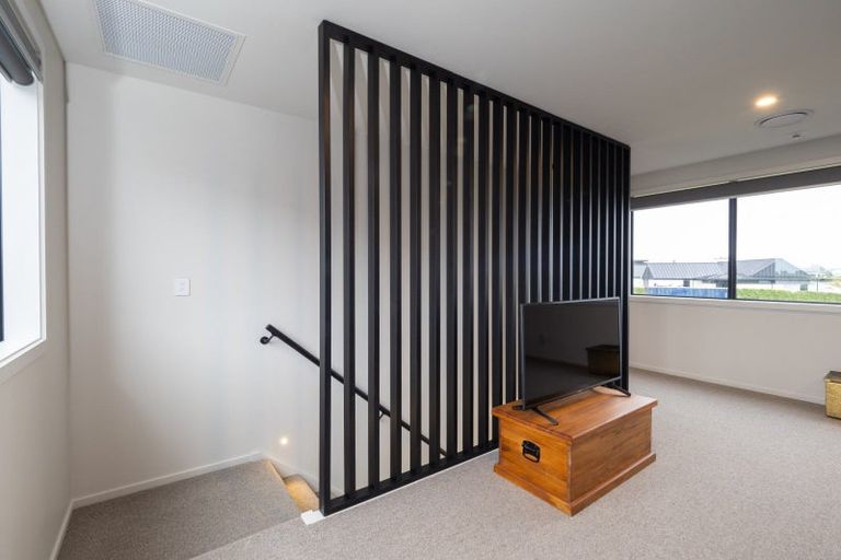 Photo of property in 203 Lake Hood Drive, Huntingdon, Ashburton, 7774