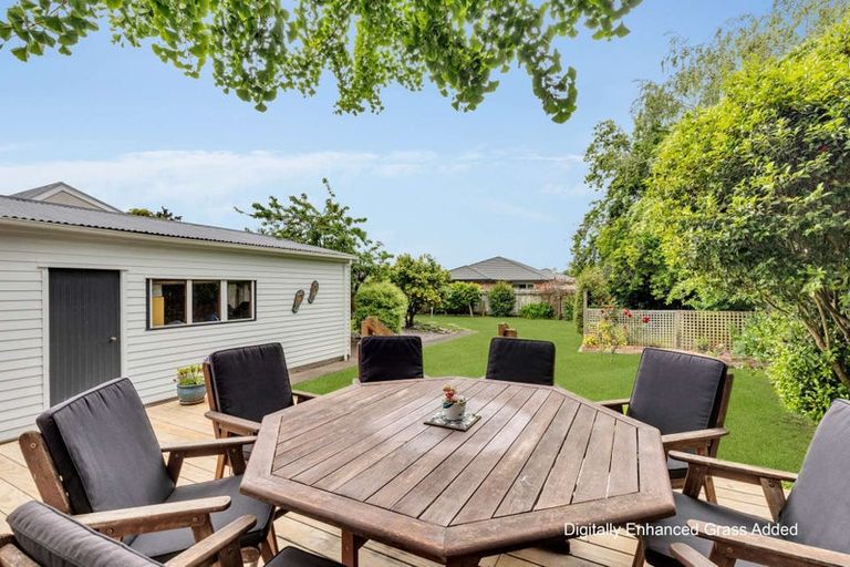 Photo of property in 13 Godwin Crescent, College Estate, Whanganui, 4500