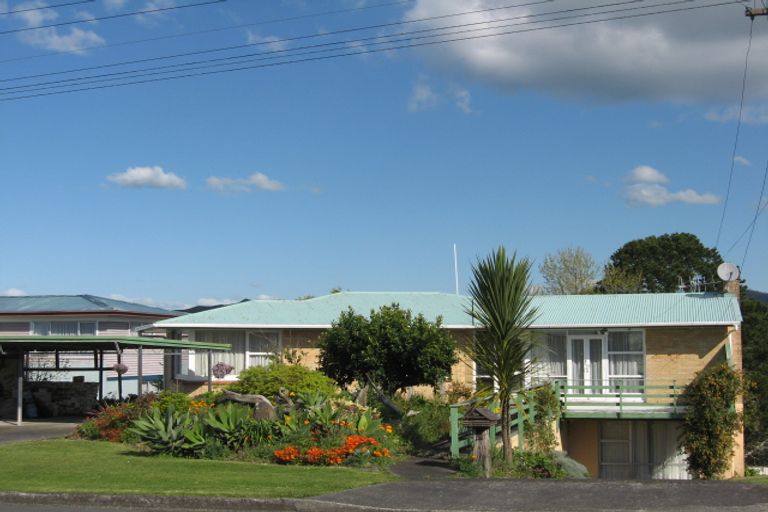 Photo of property in 54 Kimihia Road, Huntly, 3700