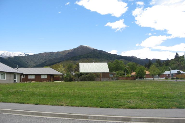 Photo of property in 2 Mount Charon Place, Hanmer Springs, 7334