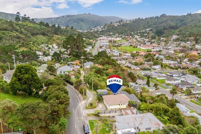 Photo of property in 30 Logie Street, Stokes Valley, Lower Hutt, 5019