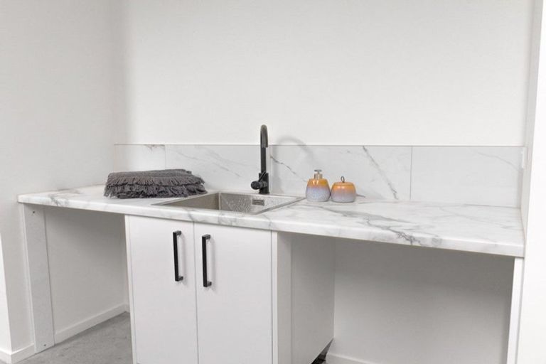 Photo of property in 4 Summerleas Lane, Halswell, Christchurch, 8025