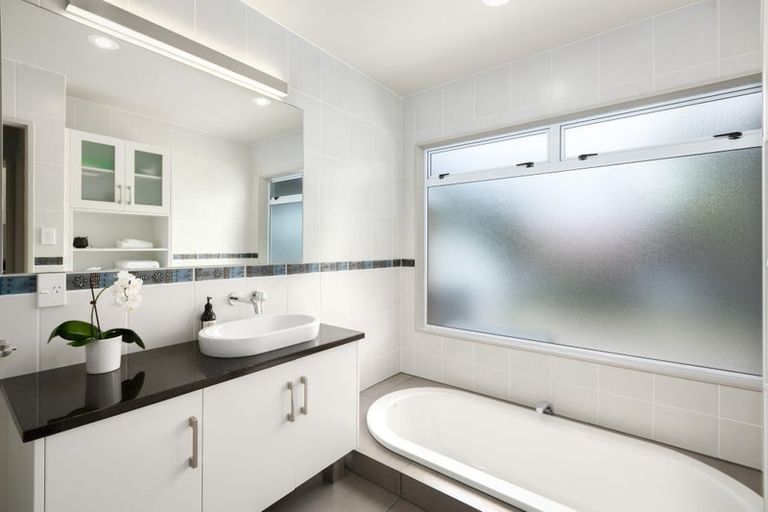 Photo of property in 7 Papaunahi Road, Bowentown, Katikati, 3177