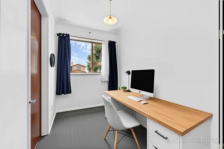 Photo of property in 20 Huber Street, Weymouth, Auckland, 2103