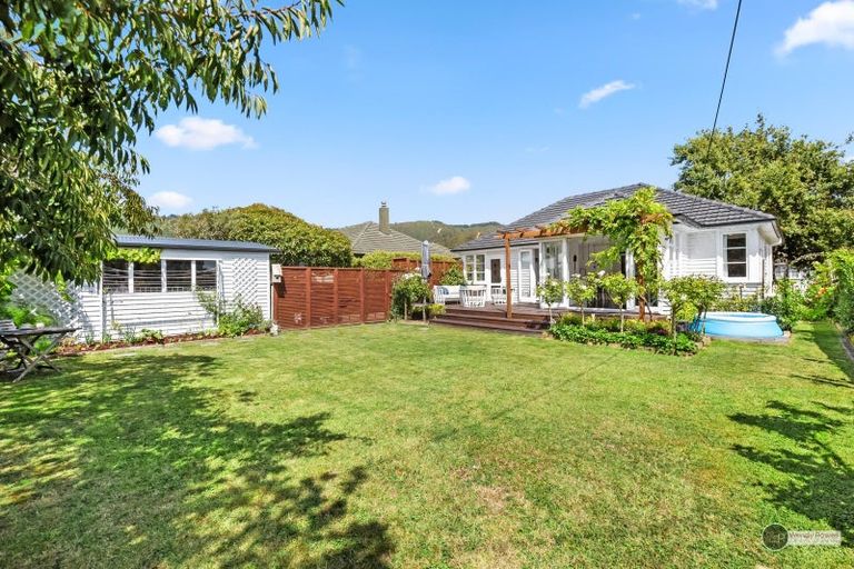 Photo of property in 13 Harris Street, Naenae, Lower Hutt, 5011