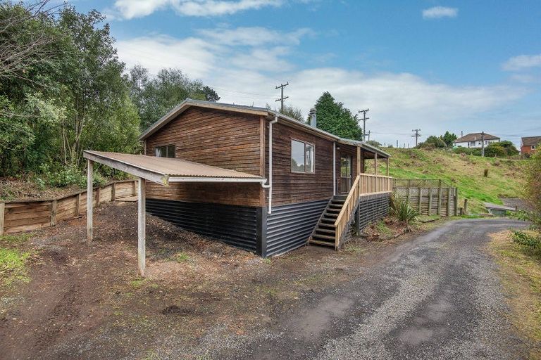 Photo of property in 3 Roy Crescent, Concord, Dunedin, 9018