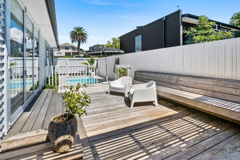 Photo of property in 121a Oceanview Road, Mount Maunganui, 3116