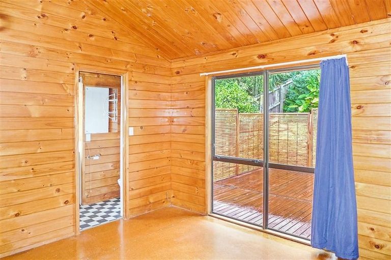 Photo of property in 8 Chardon Place, Henderson, Auckland, 0612