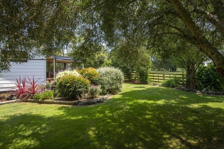 Photo of property in 82 Loop Road, Otaika, Whangarei, 0170