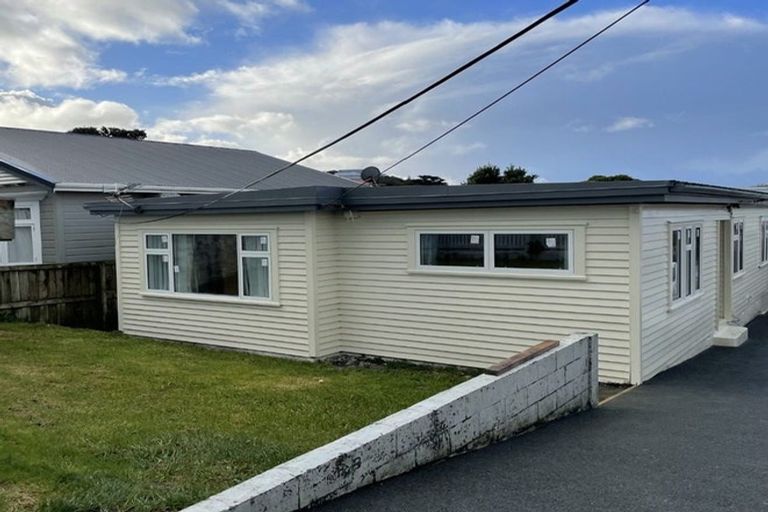 Photo of property in 239 Coutts Street, Rongotai, Wellington, 6022