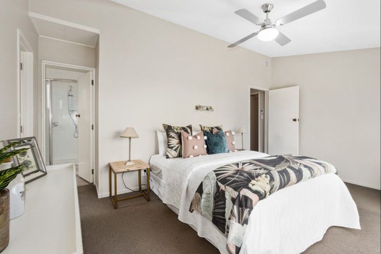 Photo of property in 707 Southampton Street, Saint Leonards, Hastings, 4120