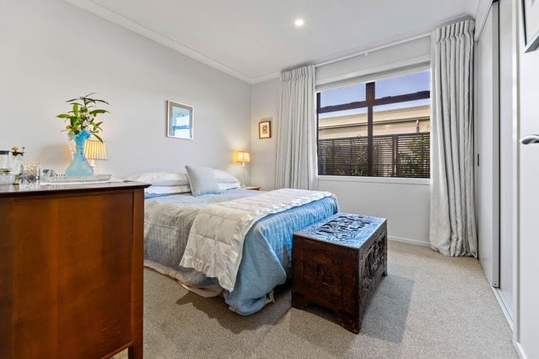 Photo of property in 15 Noumea Drive, Rangatira Park, Taupo, 3330